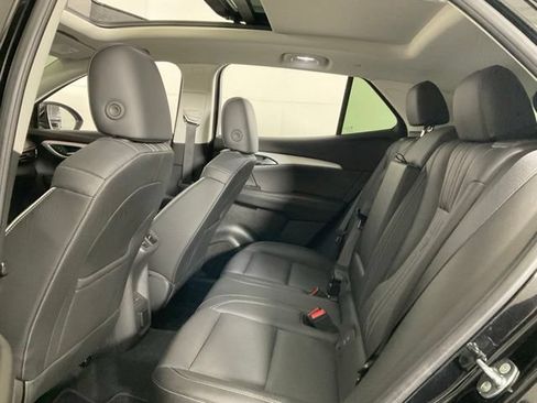 Used 2024 Buick Envision Avenir AWD/4WD image 34