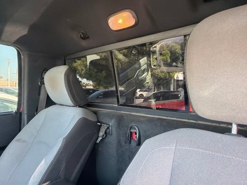 Used 2022 RAM 3500 Big Horn RWD image 33