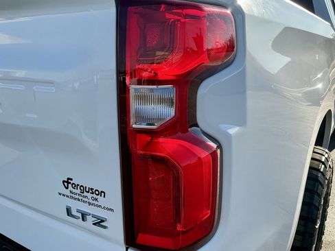 Used 2022 Chevrolet Silverado 1500 LTZ image 16