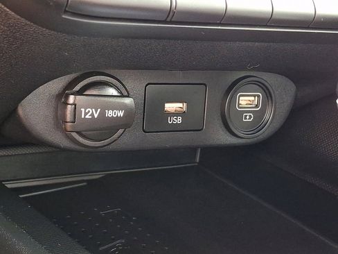 Certified 2023 Hyundai Elantra Limited FWD image 26