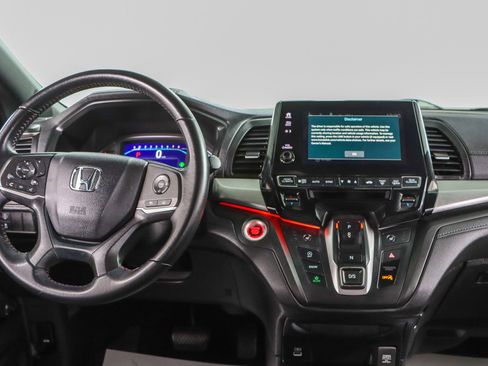 Used 2023 Honda Odyssey Sport image 17