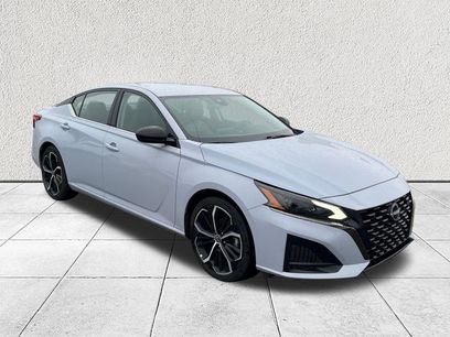 Used 2024 Nissan Altima 2.5 SR