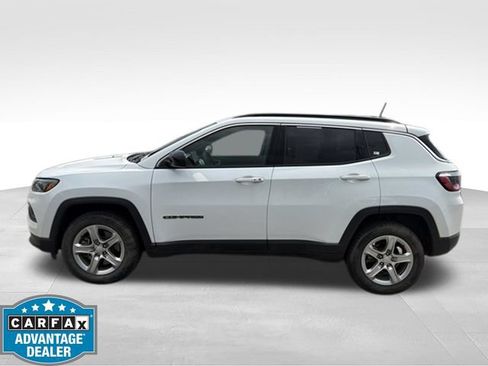 Used 2023 Jeep Compass Latitude AWD/4WD image 7
