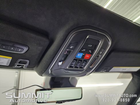 New 2025 Jeep Grand Cherokee Summit image 12