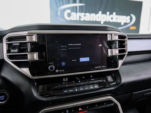 Used 2022 Toyota Tundra SR5 w/ SR5 Convenience Package image 20