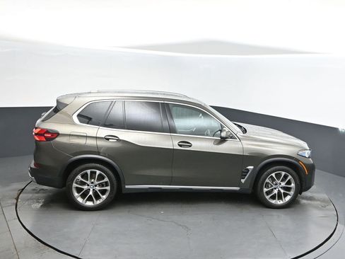 Certified 2025 BMW X5 xDrive40i w/ Premium Package image 34