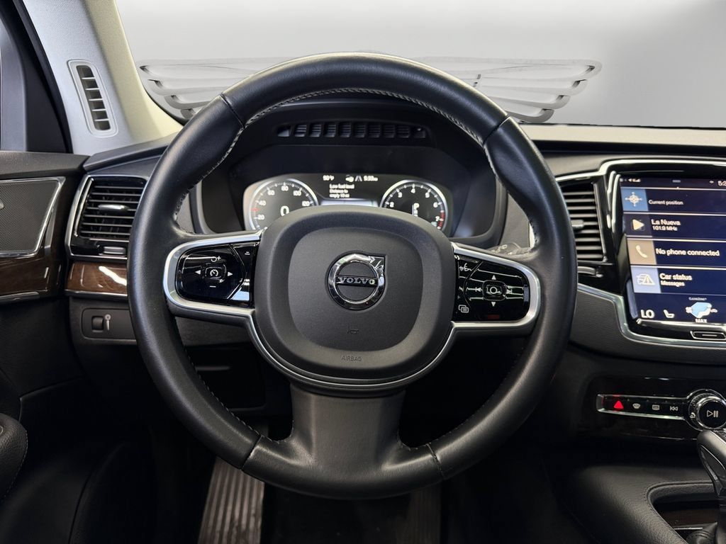 Used 2017 Volvo XC90 T6 Momentum AWD/4WD image 12