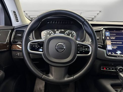 Used 2017 Volvo XC90 T6 Momentum w/ Vision Package AWD/4WD image 12