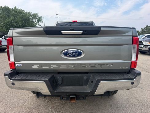 Used 2019 Ford F250 Lariat w/ Chrome Package AWD/4WD image 7