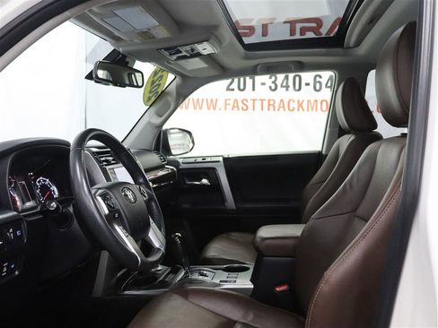 Used 2022 Toyota 4Runner Limited AWD/4WD image 18
