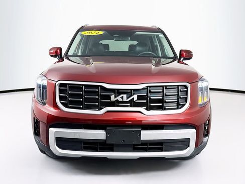 Used 2024 Kia Telluride S w/ S Sunroof Package image 2