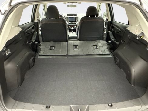 Used 2023 Subaru Crosstrek 2.0i Premium image 19