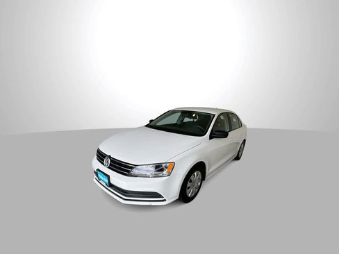 Used 2016 Volkswagen Jetta S FWD image 4