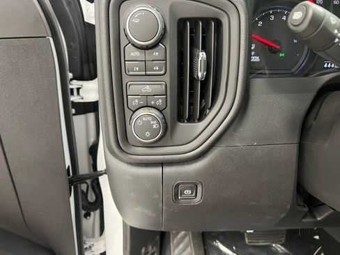 New 2026 Chevrolet Silverado 1500 Custom Trail Boss w/ Dark Appearance Package AWD/4WD image 11