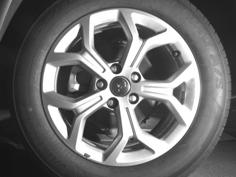 Used 2025 Jeep Compass Latitude image 14