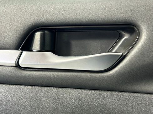 Used 2025 Nissan Altima 2.5 SL image 32