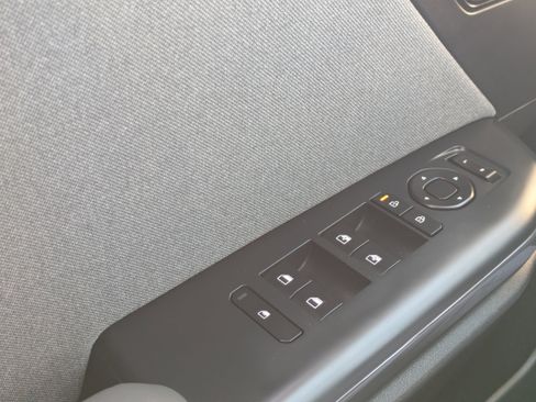 Certified 2025 Kia K4 EX image 26