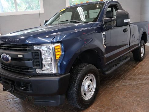 Used 2017 Ford F350 XL AWD/4WD image 3