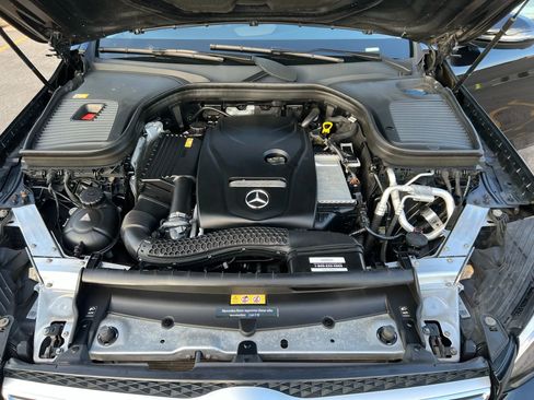 Used 2016 Mercedes-Benz GLC 300 4MATIC w/ Multimedia Package image 28