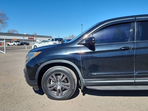 Used 2017 Honda Ridgeline Sport image 11