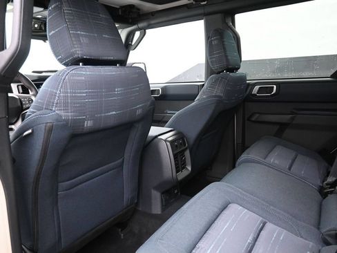 New 2026 Ford Bronco Heritage Edition AWD/4WD image 2