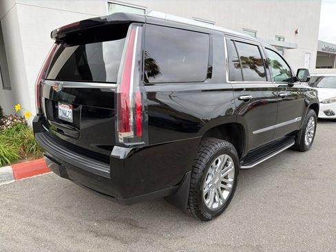 Used 2018 Cadillac Escalade 4WD image 9