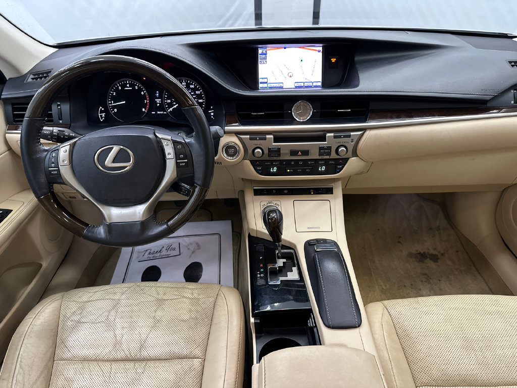Used 2014 Lexus ES 350 w/ Luxury Package FWD image 22