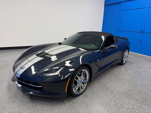 Used 2014 Chevrolet Corvette Stingray Convertible w/ 3LT Preferred Equipment Group RWD image 25