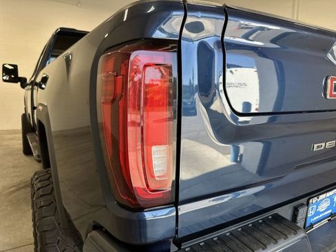 Used 2021 GMC Sierra 3500 Denali w/ Technology Package AWD/4WD image 22