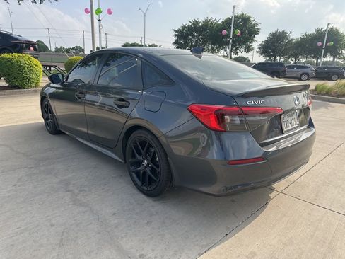 Used 2024 Honda Civic Sport image 8