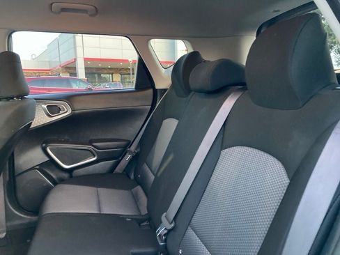 Used 2024 Kia Soul LX w/ Option Group 015 FWD image 11