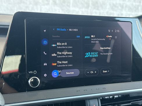 Used 2024 Toyota Prius LE image 16