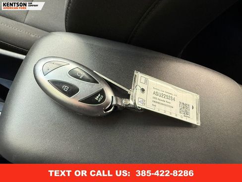 Used 2025 Hyundai Kona SEL image 38