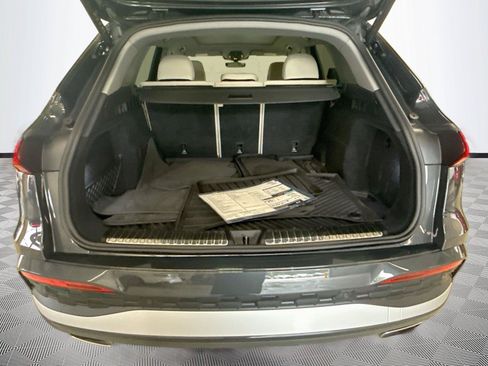 Used 2025 Audi Q5 Premium AWD/4WD image 27