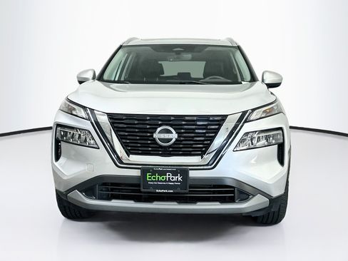 Used 2023 Nissan Rogue SV w/ SV Premium B Package AWD/4WD image 2