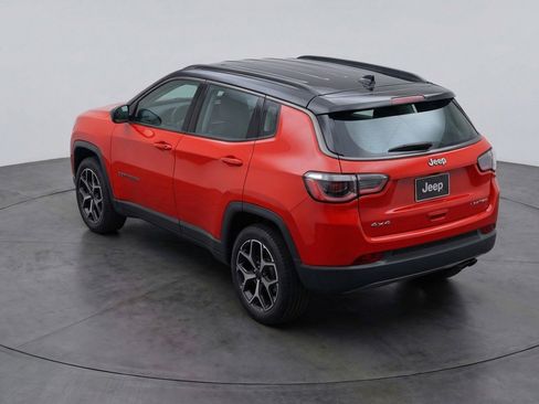 Used 2025 Jeep Compass Limited AWD/4WD image 6