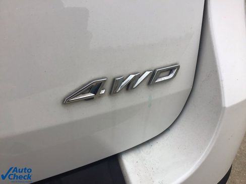 Used 2021 Ford Explorer XLT image 48