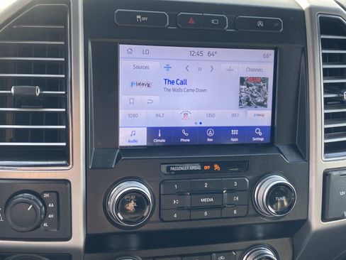 Used 2020 Ford F150 Platinum w/ Equipment Group 701A Luxury image 22