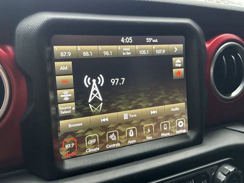 Used 2021 Jeep Gladiator Rubicon image 14