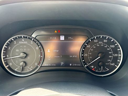 Used 2023 Nissan Armada Platinum w/ Captain's Chairs Package image 13