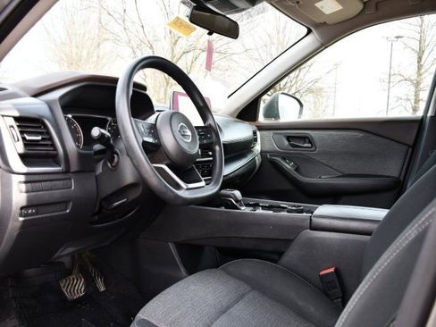 Used 2021 Nissan Rogue S AWD/4WD image 9
