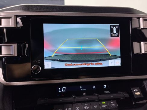 Certified 2025 Toyota Tundra SR5 AWD/4WD image 21