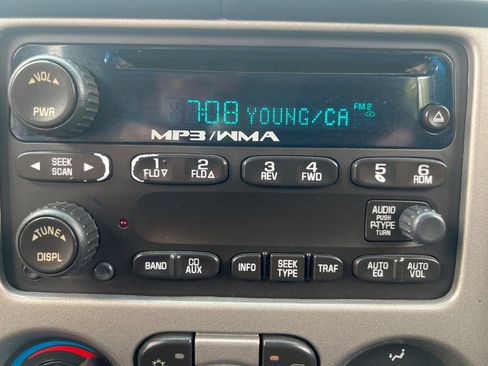 Used 2012 Chevrolet Colorado LT image 24