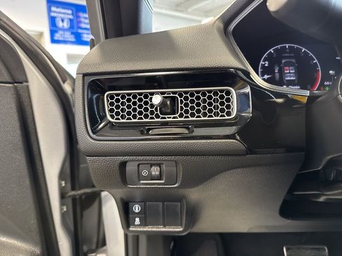 Used 2022 Honda Civic Sport image 22