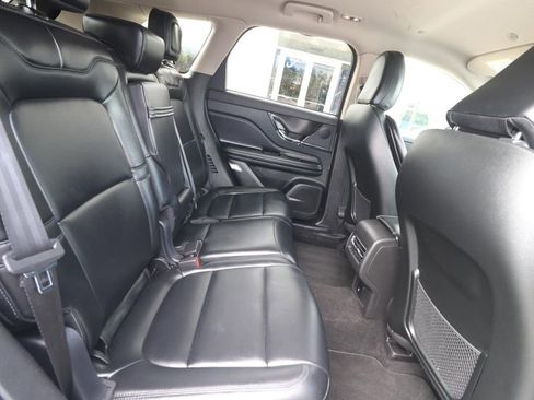 Used 2025 Lincoln Corsair FWD image 24