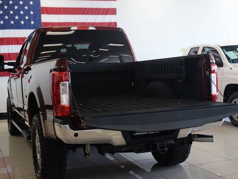 Used 2017 Ford F250 Lariat w/ Chrome Package AWD/4WD image 39