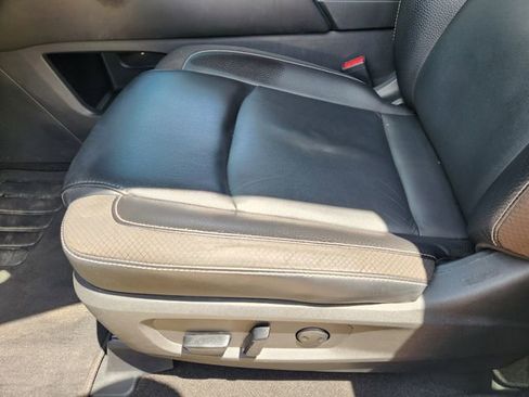 Used 2023 Nissan Pathfinder SL w/ SL Premium Package FWD image 25