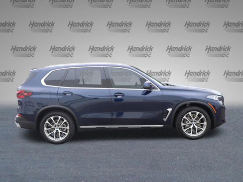 Certified 2026 BMW X5 xDrive40i image 9