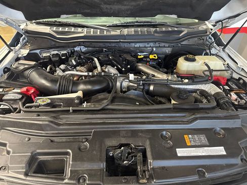Used 2017 Ford F350 XL w/ Power Equipment Group AWD/4WD image 14