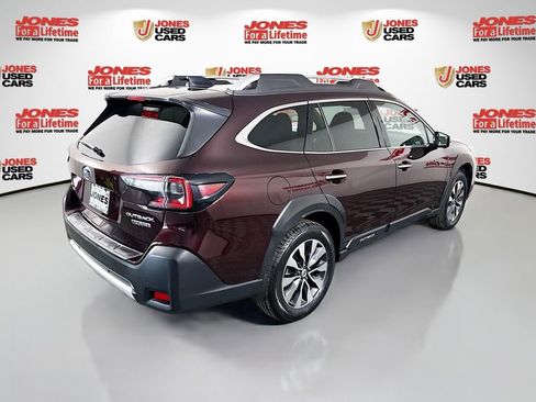 Certified 2023 Subaru Outback Touring AWD/4WD image 18